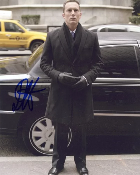 Desmond Harrington autograph