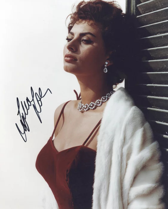 Sophia Loren autograph