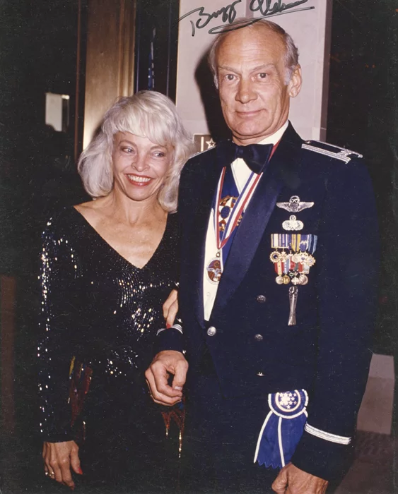 Buzz Aldrin autograph