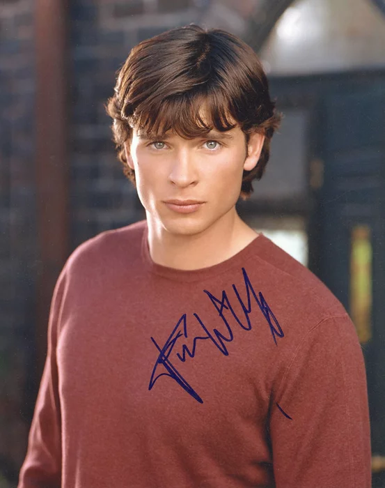 Tom Welling autograph