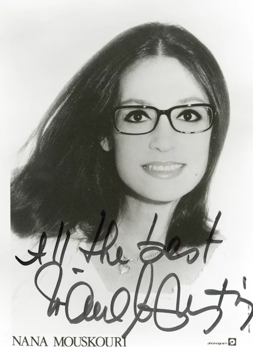 Nana Mouskouri autograph