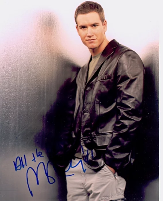 Mark Paul Gosselaar autograph