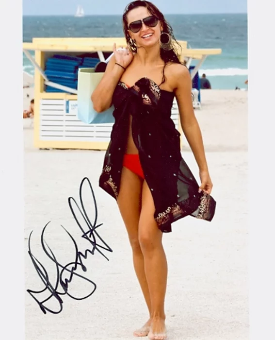 Karina Smirnoff autograph