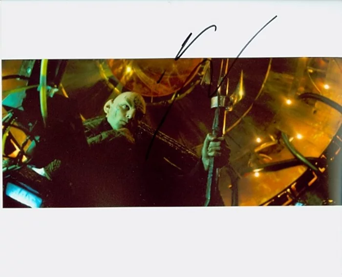 Eric Bana autograph
