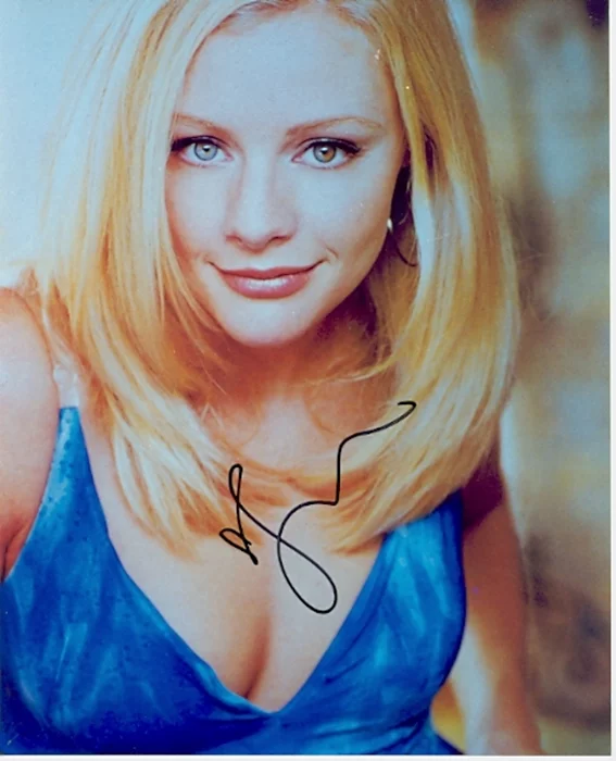 Jessica Cauffiel autograph