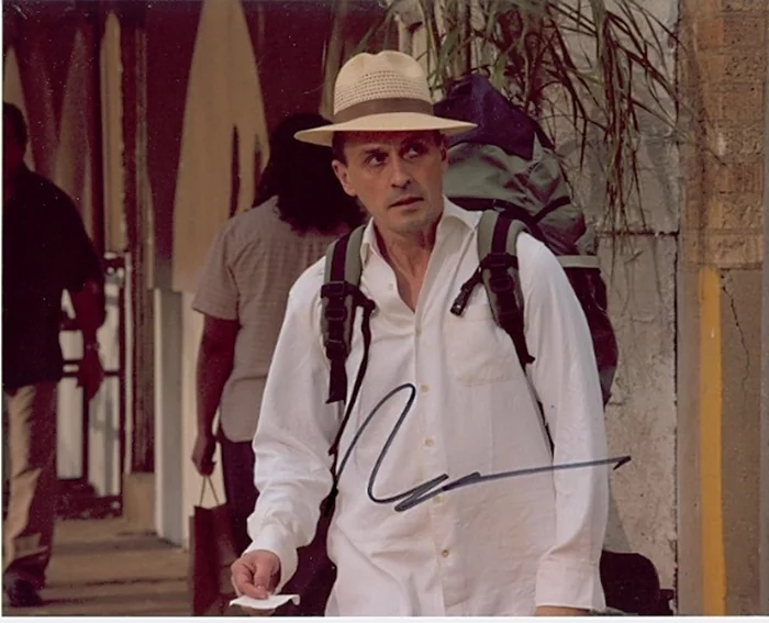 Robert Knepper autograph