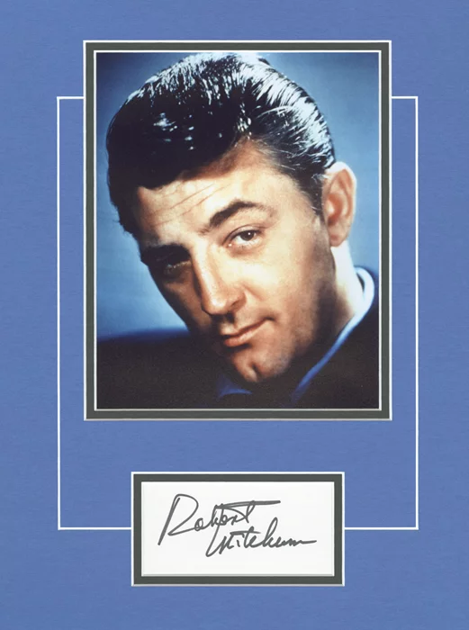 Robert Mitchum autograph