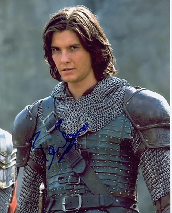 Ben Barnes autograph