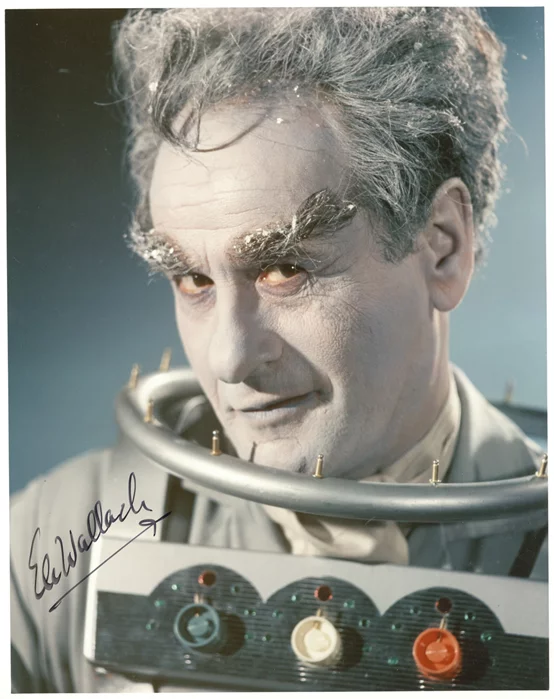 Eli Wallach autograph