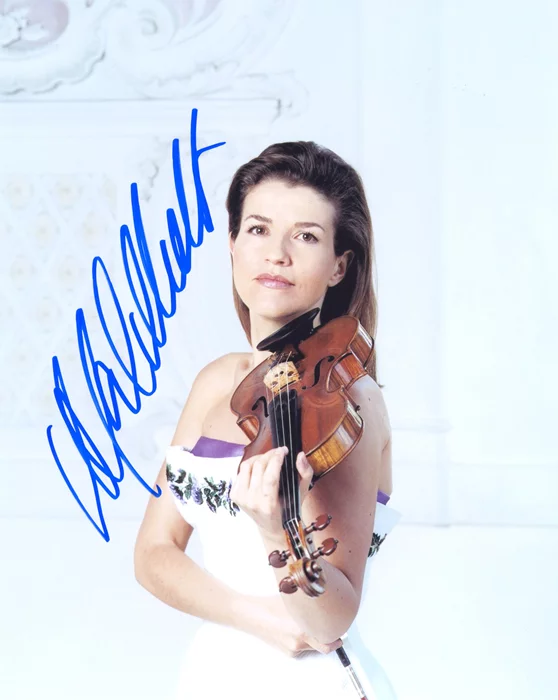 Anne-Sophie Mutter autograph