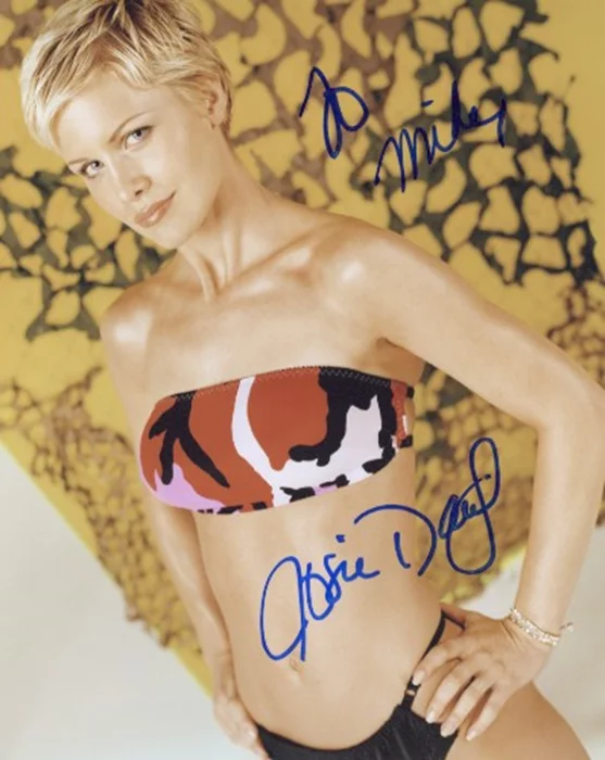 Josie Davis autograph