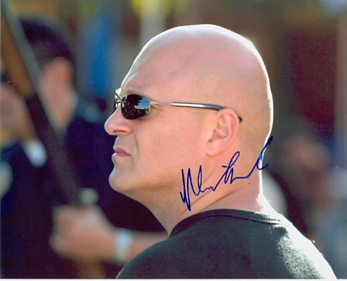 Michael Chiklis autograph