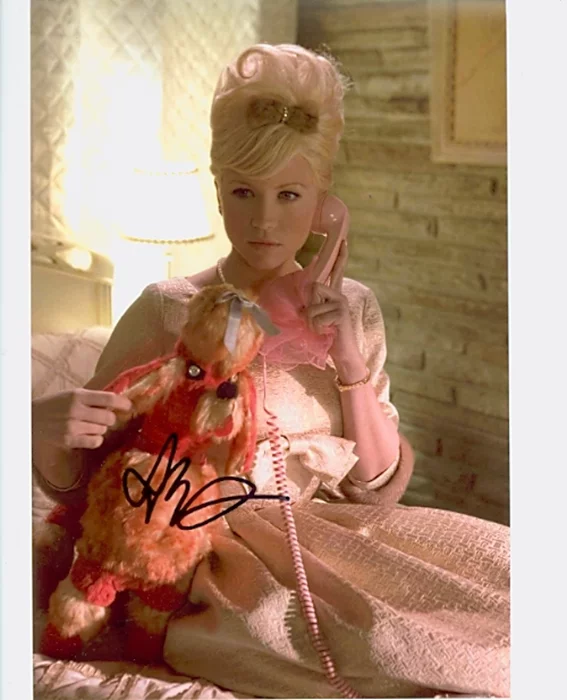 Brittany Snow autograph