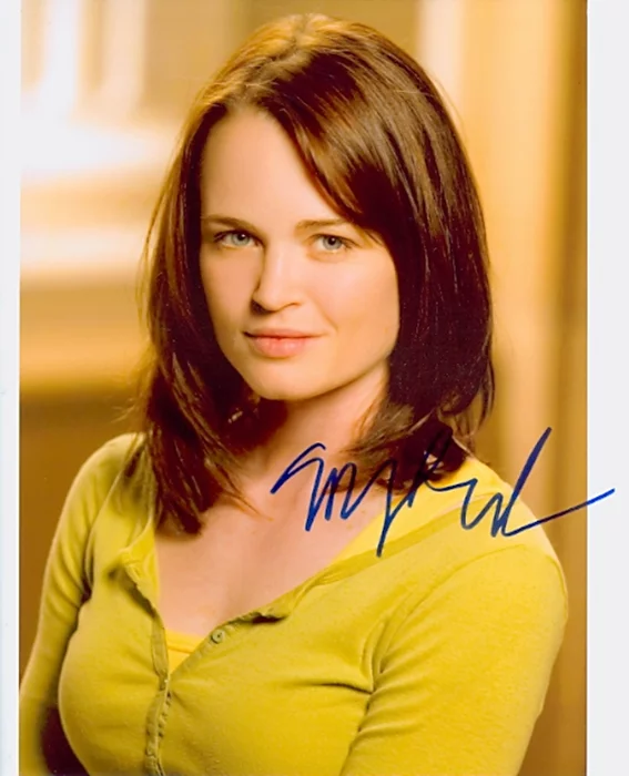 Sprague Grayden autograph
