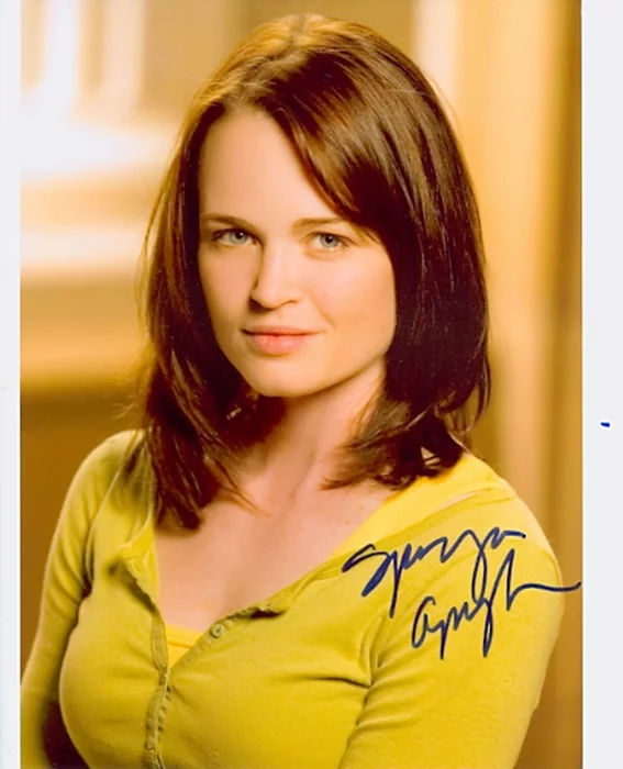 Sprague Grayden autograph