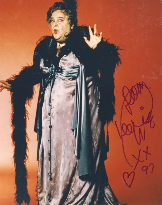 Dom DeLuise autograph