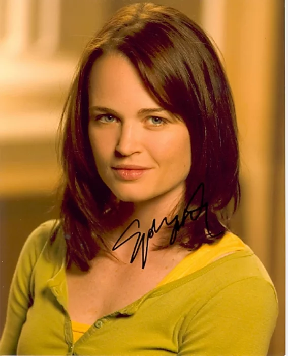 Sprague Grayden autograph