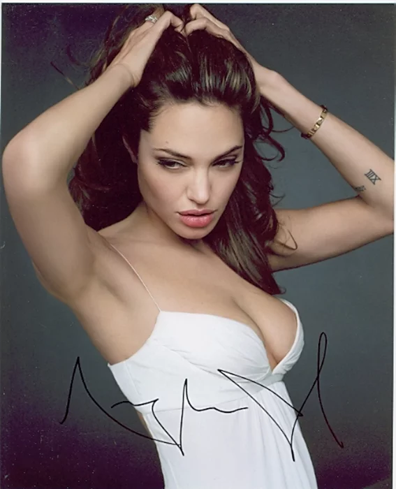 Angelina Jolie autograph