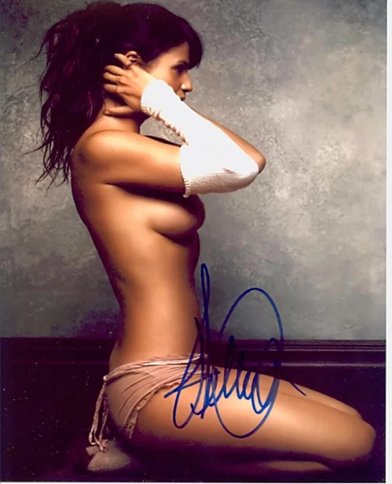 Helena Christensen autograph