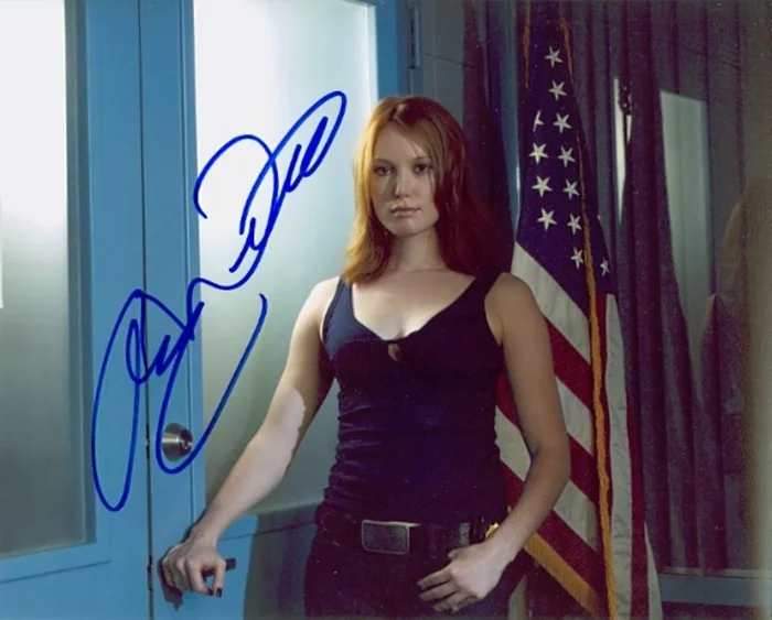 Alicia Witt autograph