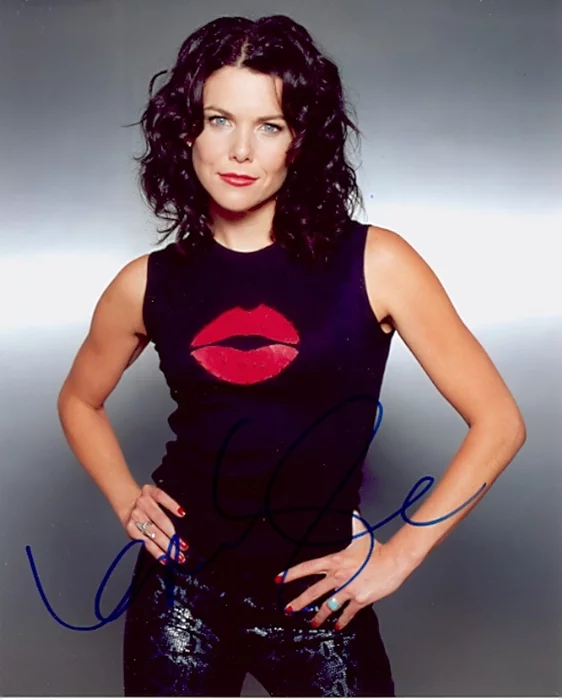 Lauren Graham autograph