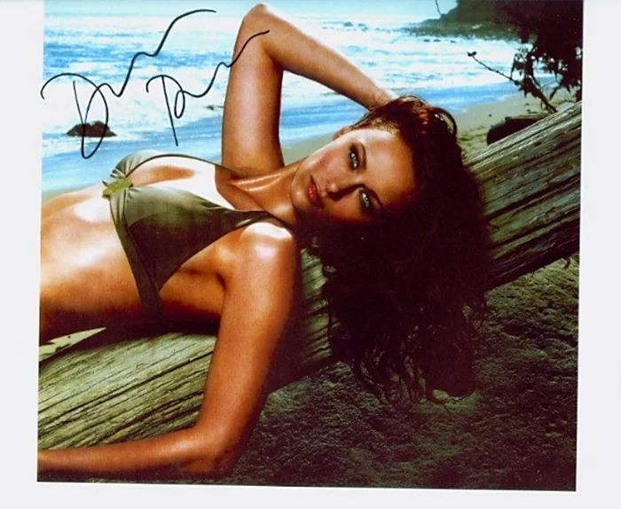 Deanna Russo autograph