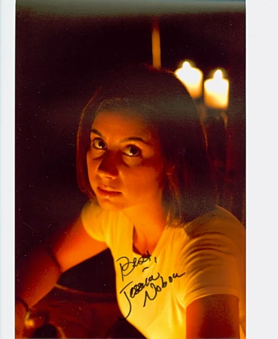 Jessica Noboa autograph