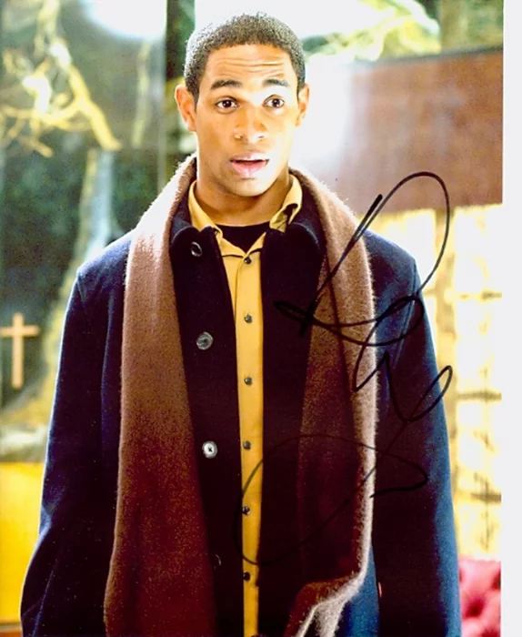 Damon Jr. Wayans autograph