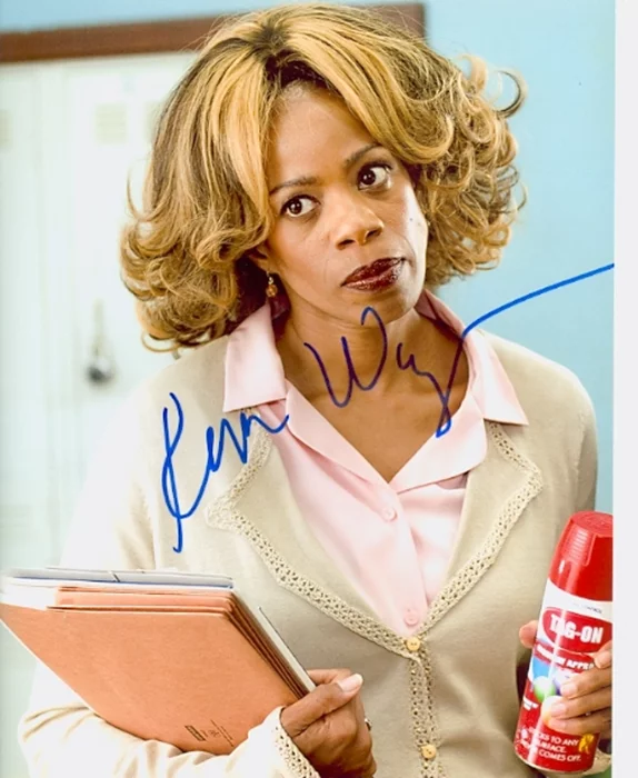 Kim Wayans autograph