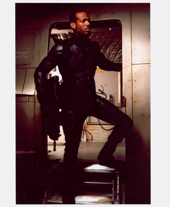 Marlon Wayans autograph