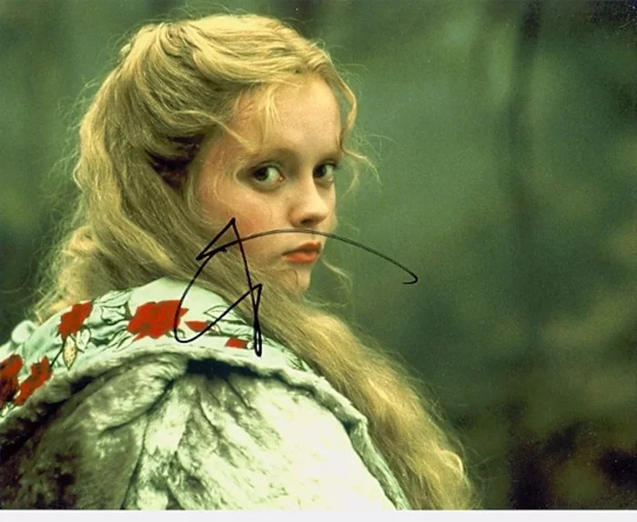 Christina Ricci autograph