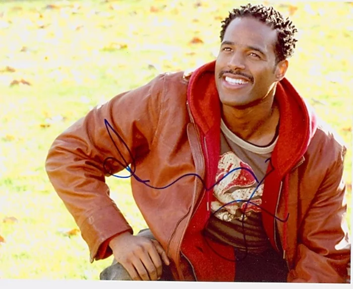 Shawn Wayans autograph