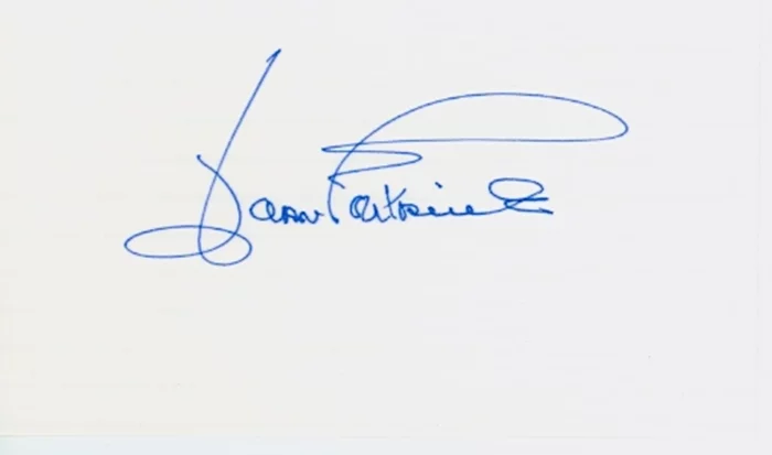 Joan Fontaine autograph