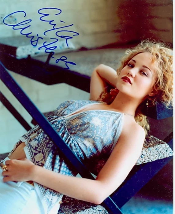 Erika Christensen autograph