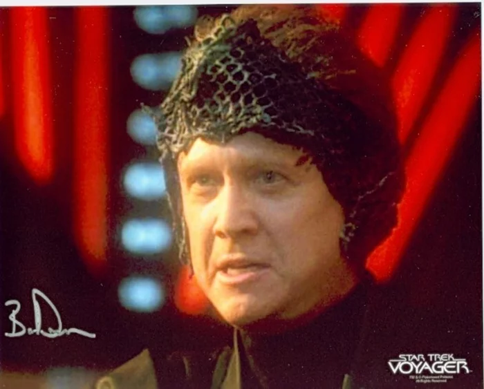 Bruce Davison autograph
