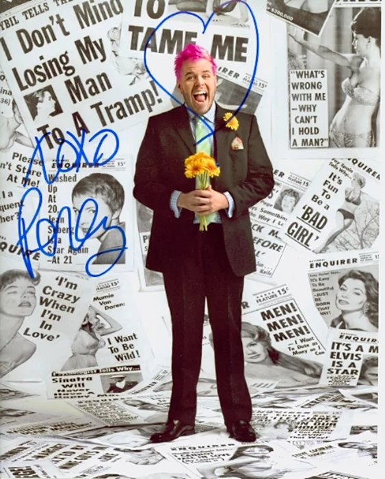 Perez Hilton autograph