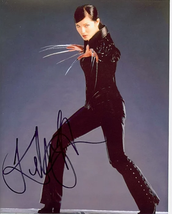 Kelly Hu autograph