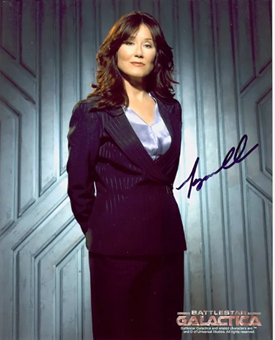 Mary McDonnell autograph