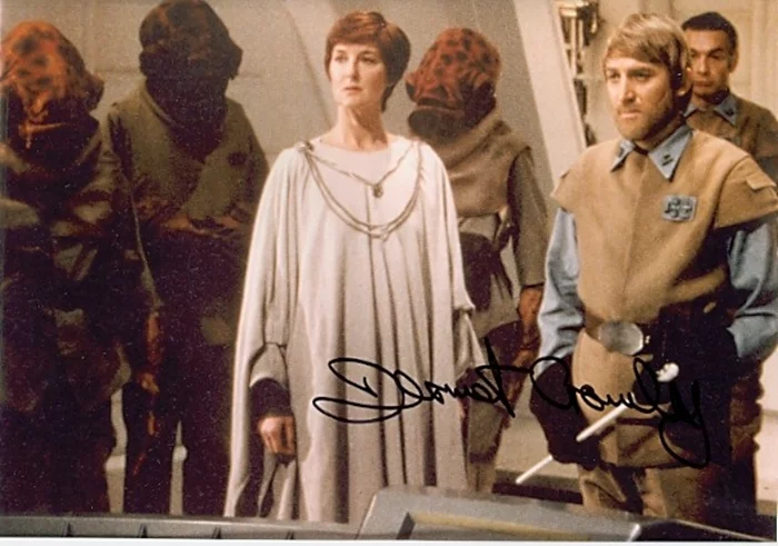 Dermot Crowley autograph