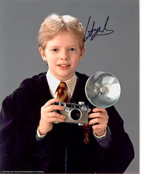 Hugh Mitchell autograph