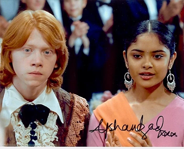 Afshan Azad autograph