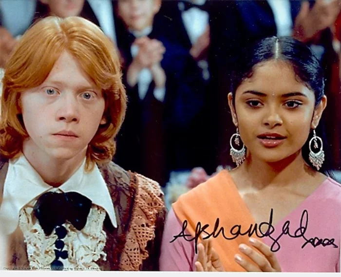 Afshan Azad autograph