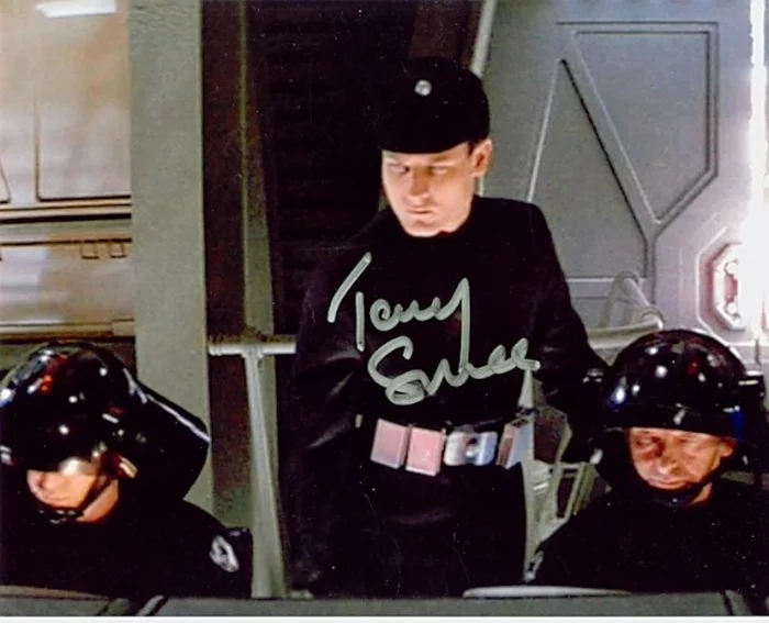 Tony Smee autograph