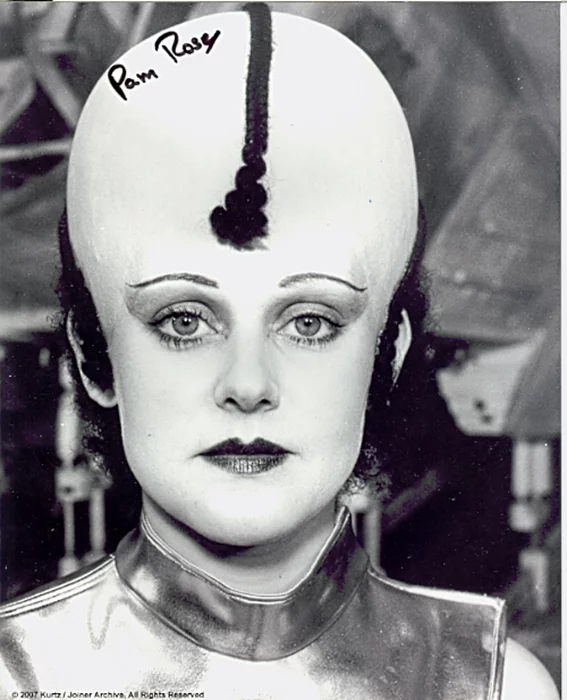 Pam Rose autograph