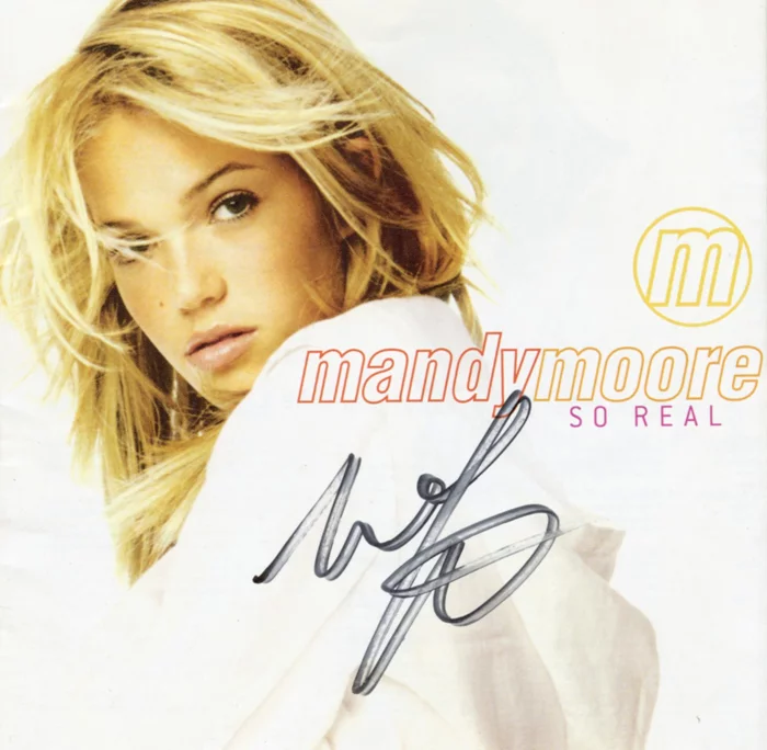 Mandy Moore autograph