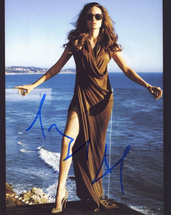 Angelina Jolie autograph