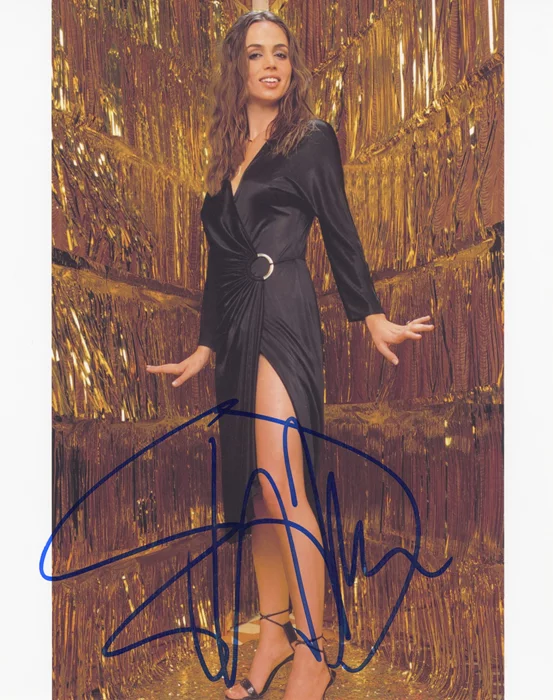 Eliza Dushku autograph