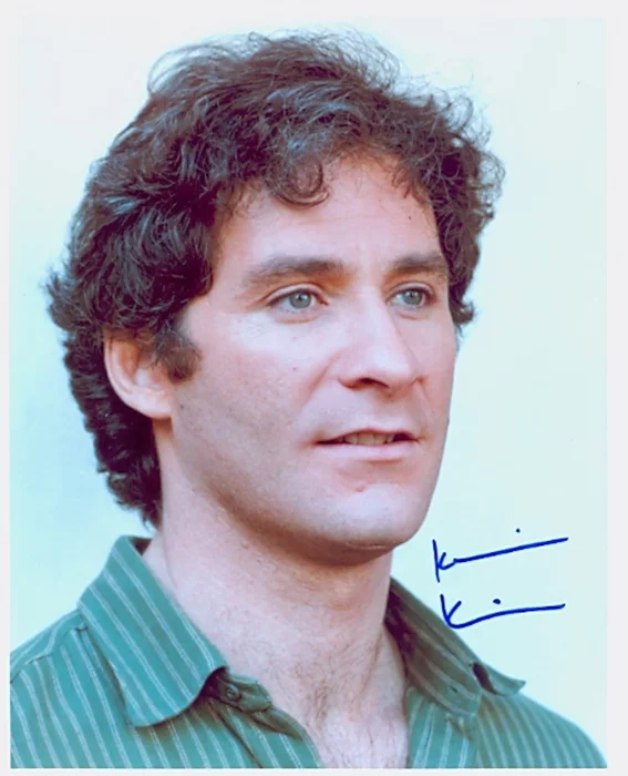 Kevin Kline autograph