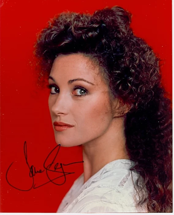 Jane Seymour autograph