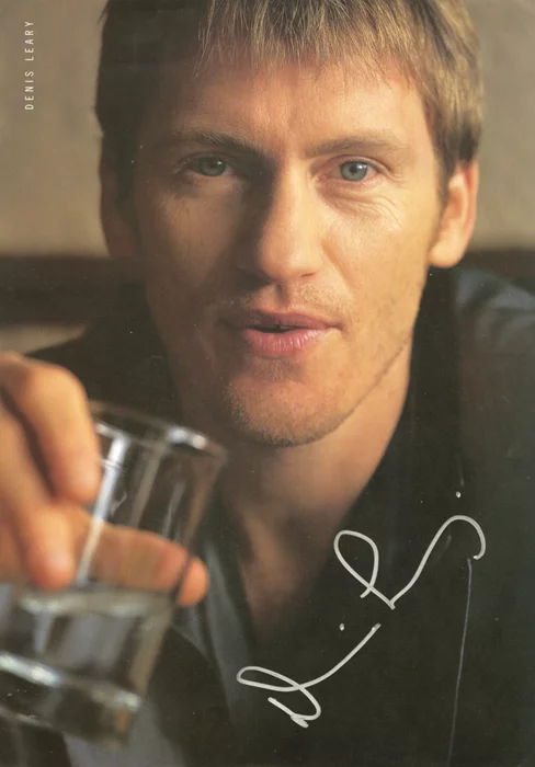 Denis Leary autograph
